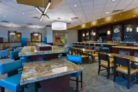 Courtyard Omaha la Vista - breakfast
