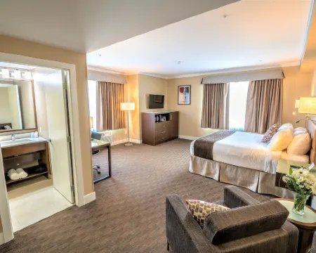 MStar Hotel Hotels in Kitimat