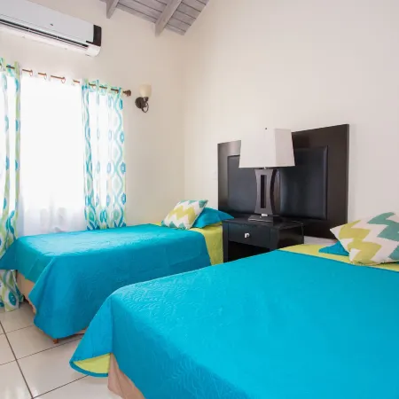 Connie's Comfort Suites