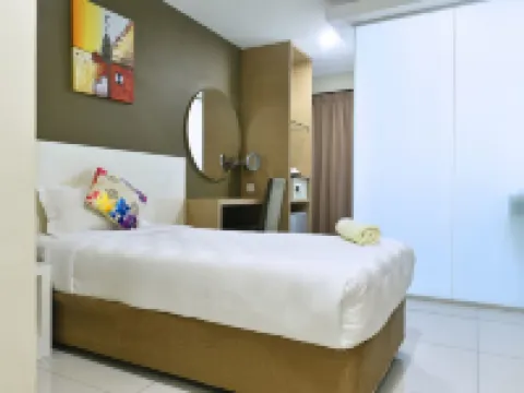 モーニングトン ホテル ブキッ ペルマタ マリーナ・アイランド周辺のホテル