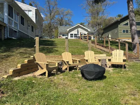 Remodeled! Enjoy the tranquility of a lakefront cottage on Van Etten Lake!