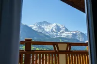 Hotel Alpenruhe - Vintage Design Hotel - Mountain view