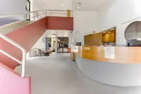 Rockhampton Riverside Central Hotel Official Hotels in Park Avenue