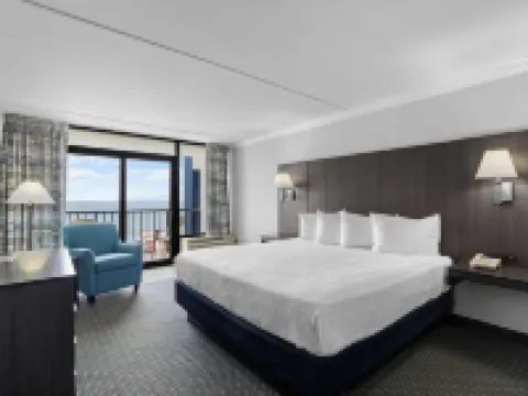 Grande Shores Ocean Resort Hotels in Myrtle Beach