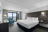 Grande Shores Ocean Resort