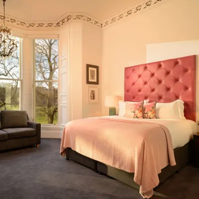 Black Ivy Hotels near Bruntsfield