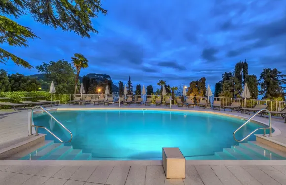 埃克塞斯爾露台酒店