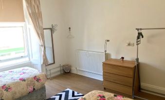 233 Leith Apartment