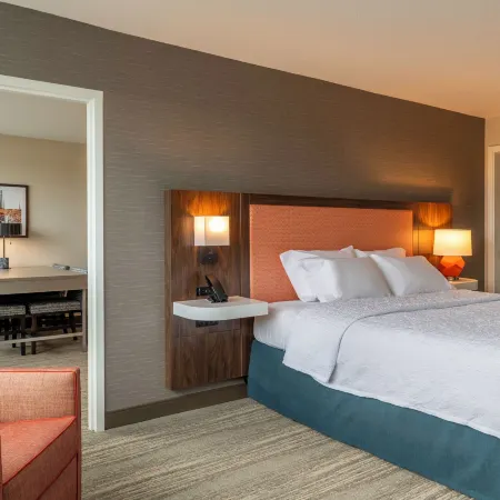 Hampton Inn Manchester Downtown