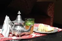 Riad Yacout - Aamiainen