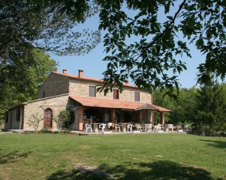 Campo di Carlo Hotels in Sassetta
