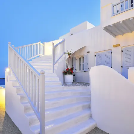 Petinos Beach Hotel