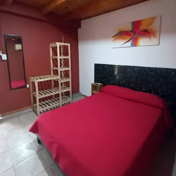 Hostel Estacion Mendoza Отели рядом с достопримечательностью «Museo Fundacional»