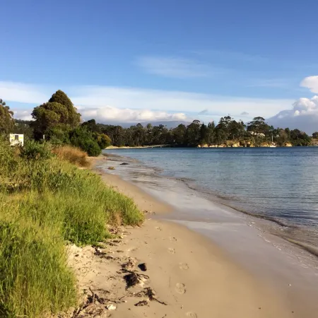 Snug Beach Cabin and Caravan Park