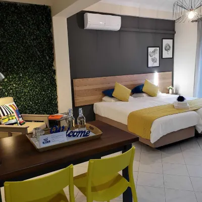 Kiss - Apartamentos Hotels near Clock Tower