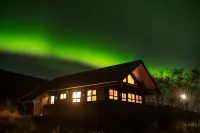 Geysir Cabin - Next to Geysir & Gullfoss Hotels near Hlauptungufoss