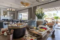 Shamwari Long Lee Manor Hotels in Paterson