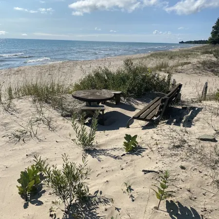 2 bedroom Cabin, perfect beach getaway