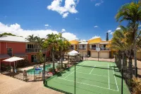 Coolum Beach Getaway Resort - Parkplatz