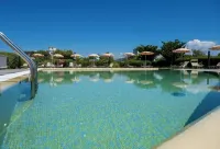 Solidago Residence - Kolam Renang