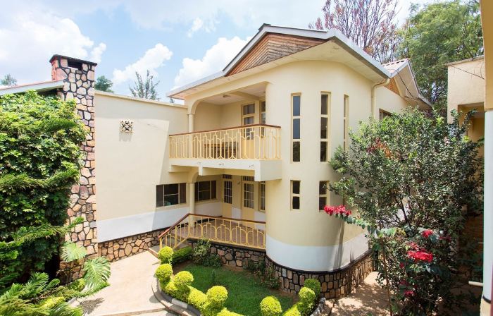 Iris Guest House