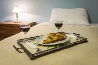 Petroto Hotels near Vradeto Steps