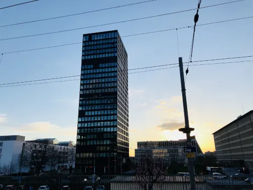 Park Tower City View Apartments Hotels in Zug