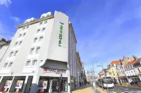 Brit Hotel Calais - Beach