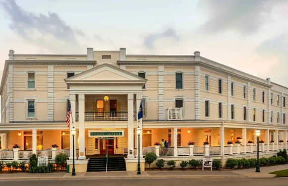 斯塔福德佩裏酒店