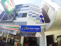 Golden Gate Suites Hotels in Dumaguete