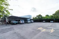Viva Hotel Songkhla - parcheggio