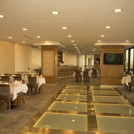 Winter City Hotel