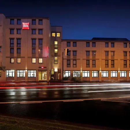 Ibis Bremen City Отели рядом с достопримечательностью «Обервиланд»