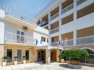 Oasis Hotel
