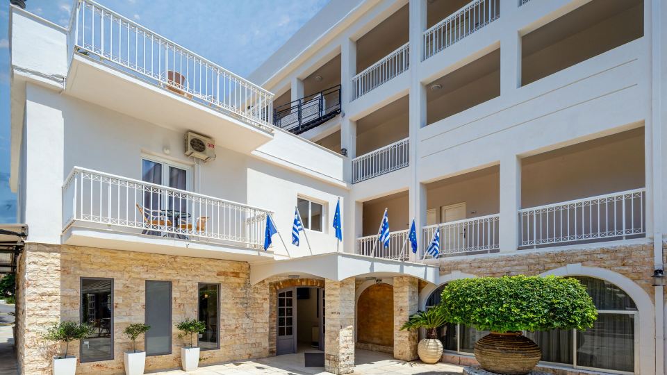 Oasis Hotel