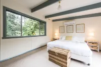 Panorama Retreat & Resort Hotels in Kalorama