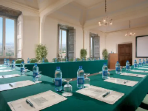 بارك هوتل فيلا جراتزيولي فنادق في جروتافيراتا