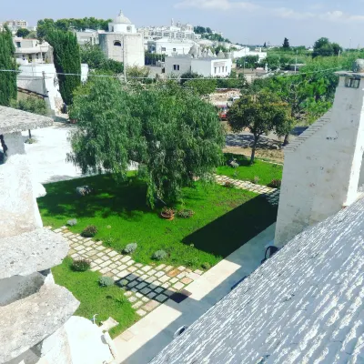 Trulli Donna Isabella Hotels in Sisto
