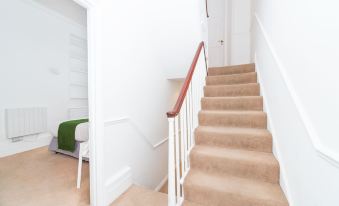Pml Apartments Montpelier Street