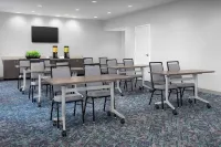 Home2 Suites by Hilton Greensboro Airport Hotels in Greensboro