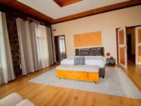 ArthillsBoutiqueHotel Hotels near مركز انيما للفنون