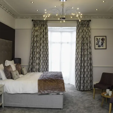 Queens Court Hotel Hotels in Exeter