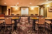 Hampton Inn & Suites by Hilton Tomball Houston NW فنادق في Tomball