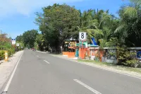 Maxvir Inn Beach Resort - Majatalot