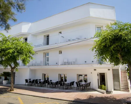 內盧佩特酒店 - 限成人 卡拉達沃酒店