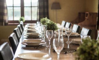 Villa Near Durbuy with Sauna & Play Area