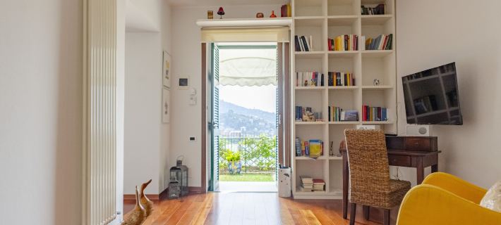 Joivy Inviting Flat with Garden and Sea View in Rapallo Hotele w: Rapallo