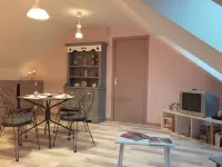 Jeanne et Compagnie Hotels in Saint-Launeuc