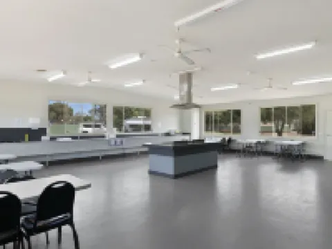 Benalla Tourist Park Hotels in Benalla