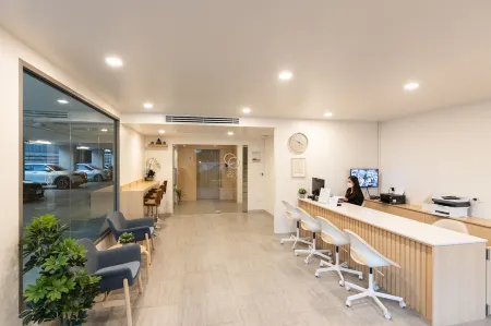 Good nine Hotel Отели рядом с достопримечательностью «Bangkok Seat Company Limited»